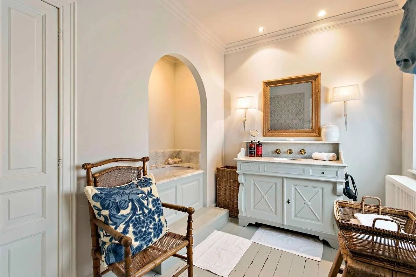 Guesthouse Groeninghe In The Centre Of Bruges Belgium